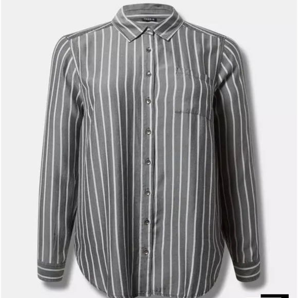 Torrid Curve Tops - Lizzie Chambray Button Up Long Sleeve Shirt